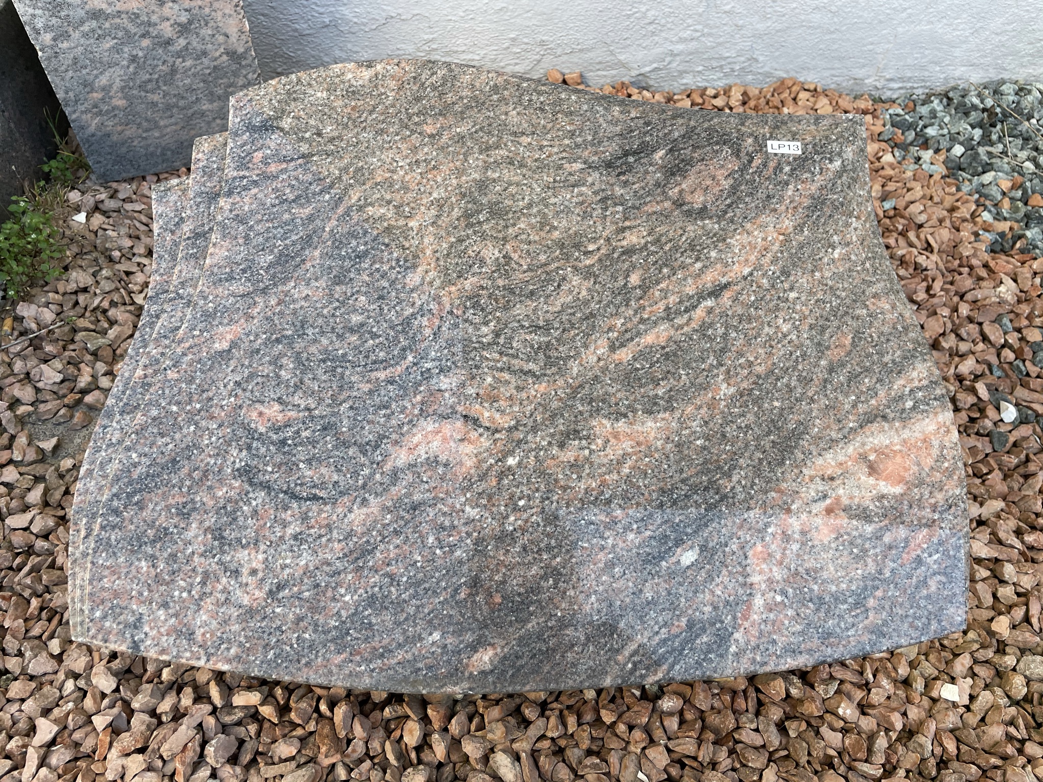 HABU Liegeplatte LP13 Himalaya red 50x40x12cm